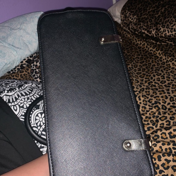 Black and Grey Purse with Gold Accents - Picture 6 of 7